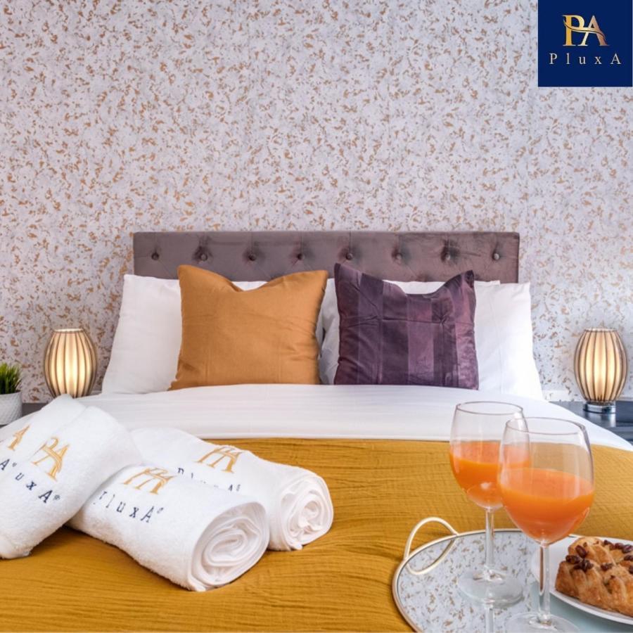 Pluxa Sunstone Deluxe - Spacious Birmingham City Centre Stay Exterior photo